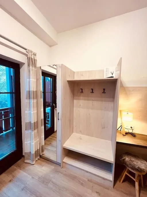 Wundervolle Ferienwohnung Mit Bademantelzugang Zur Therme Bad Griesbach  0*, Bad Griesbach (Bavaria)